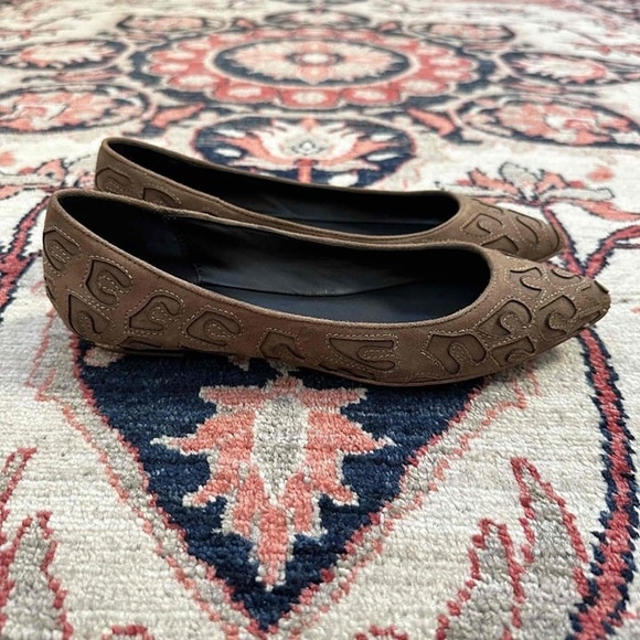 Rebecca Taylor Pointed Toe Embroidered Italian Leather Flats Size 8M - Picture 16 of 16